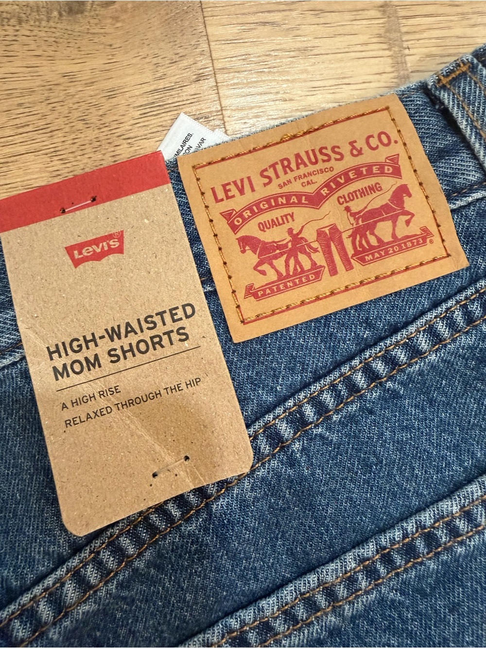 Levi's High Rise Blue Denim Mom Shorts - Picture 9 of 11